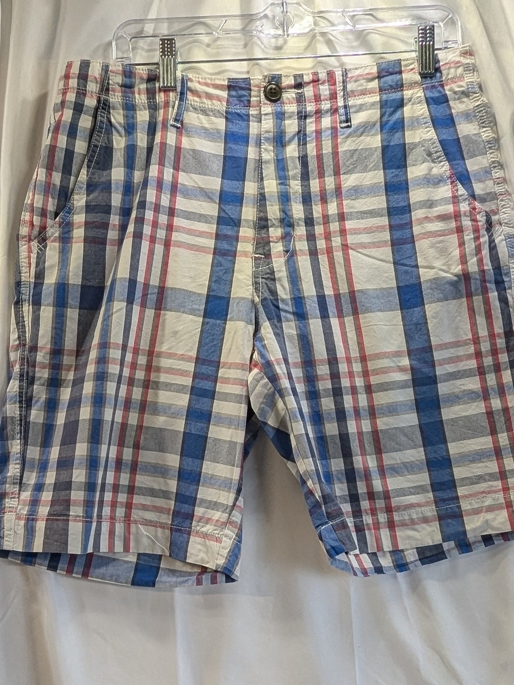Arizona Jeans Men's Red, White & Blue  Plaid Casual Shorts Size 32"